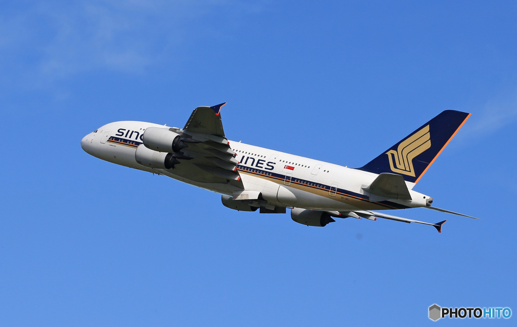 「青」 Singapore A380-841 9V-SKL Takeoff