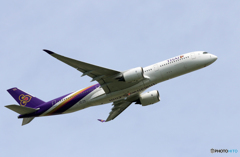 「スカイ」 THAI A350-941 HS-THC 飛び立ちです 