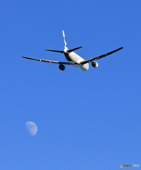 「青い空」が一番 CATHAY 777-367 B-HNN出発です