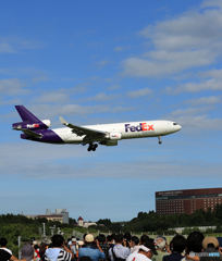 「良い天気」 FedEx MD-11 N572FE Landing