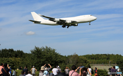 「青が大好き」 白ATLAS 747-400 N407KZ Landing