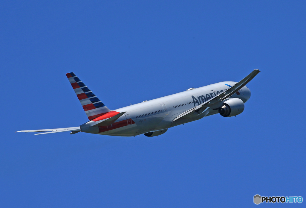 「青い空」が一番 American 777-200 N795AN Takeoff