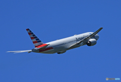 「青い空」が一番 American 777-200 N795AN Takeoff