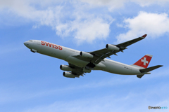 「空色」 SWISS A340-313 HB-JMH Takeoff 