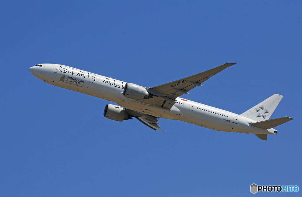 「良い天気」Singapore STAR 777-312 Takeoff 