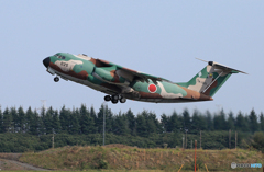 ☮　Kawasaki　C-1　離陸します　☮