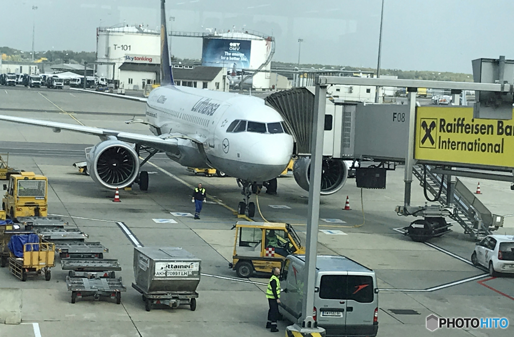 「はれ」 ミュンヘン空港　Lufthansa　風景