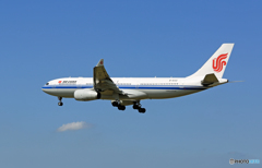 「スカイ」 Air China A330-243 B-6132 到着