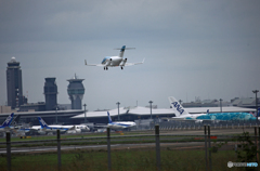 「くもり」プライベート機　Honda Jet 成田の着陸・ 風景