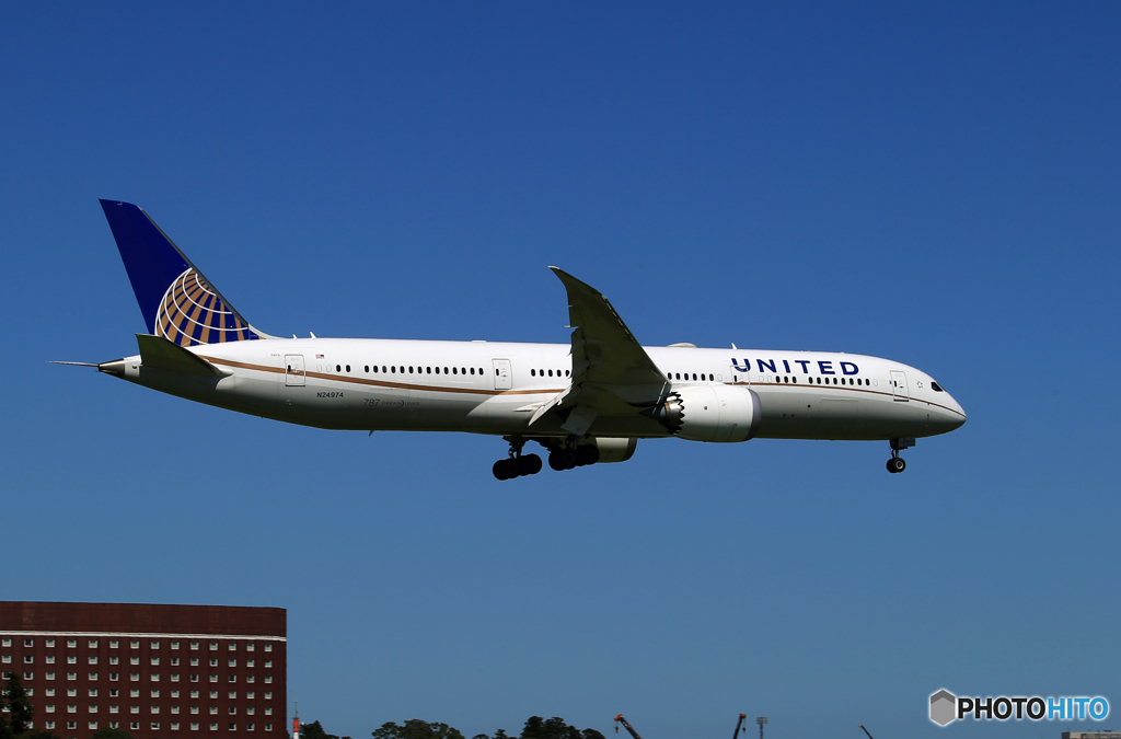 「良い空～」UNITED 787-9 N24974  Landing