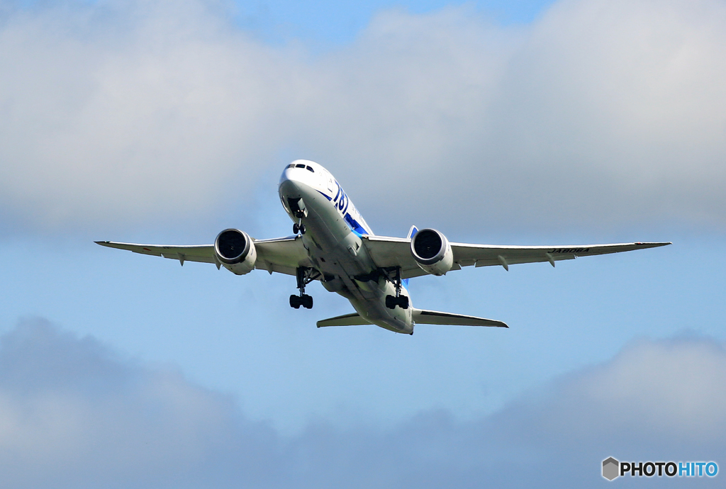 「空色」 ANA 787-8 JA806A 飛び立ち