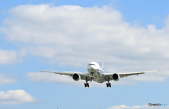 ☀伊丹で最初の1枚・雲を入れて見ました☮