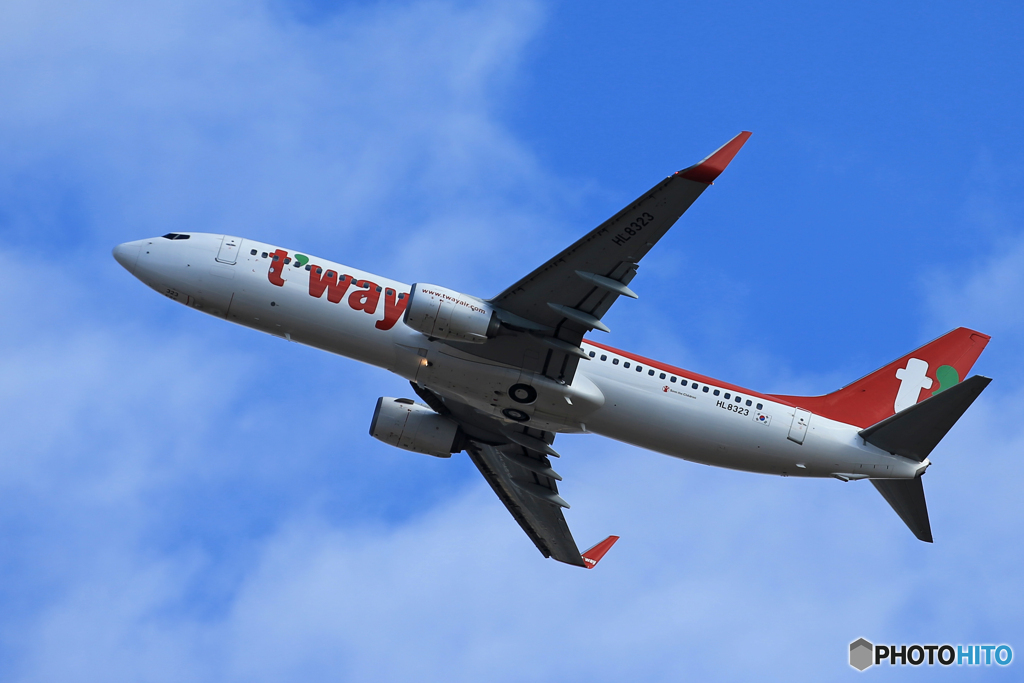 「群青色」t'way 737-8AS HL8323 Takeoff 