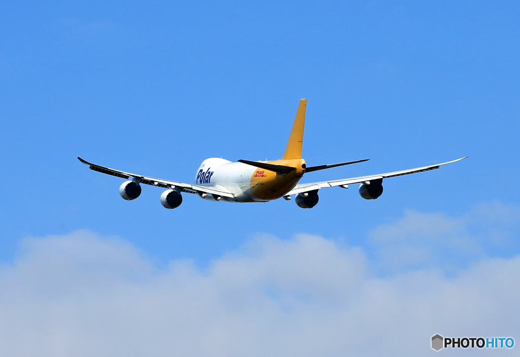 「Blue」 POLAR 747-8 N858GT 離陸します