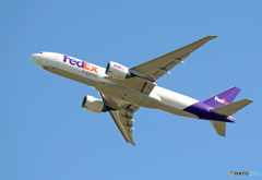 「良い天気」 FedEx 777-FS2 N852FD Takeoff 