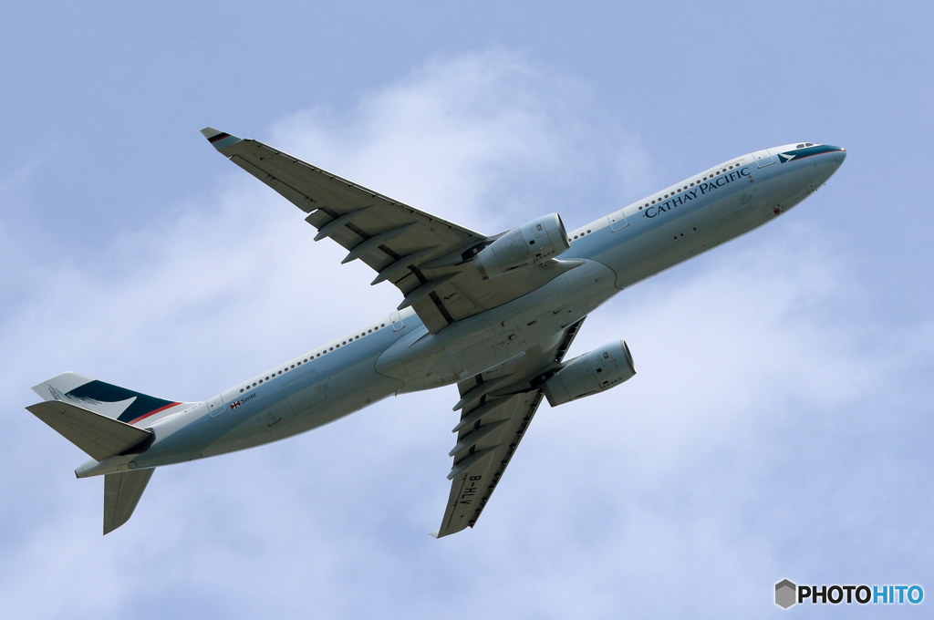 「良い天気」　Cathay A330-343 B-HLV 飛行