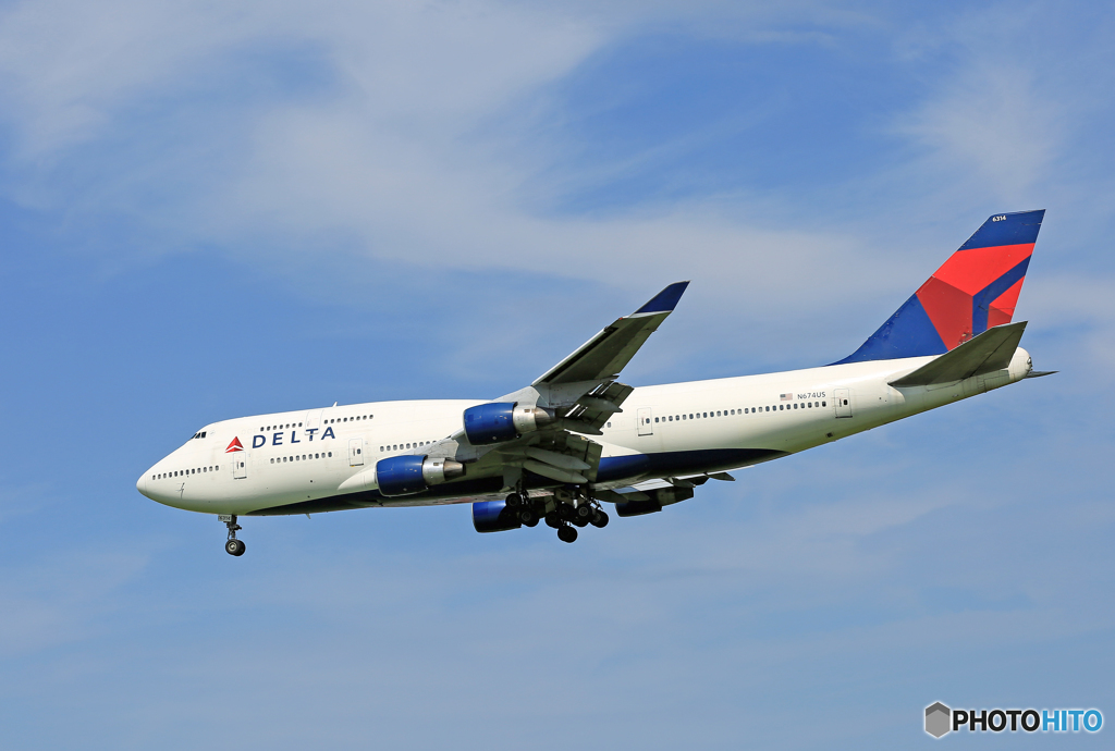 「空色」 DELTA 747-400 N674US 到着