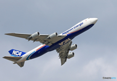 「そらー」 NCA 747-8KZF JA17KZ 飛ぶ