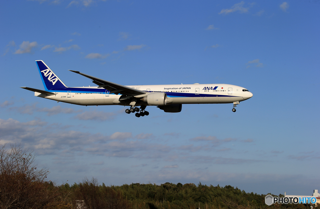 ☀「あおぞら」ANA 777-381 JA734A 到着