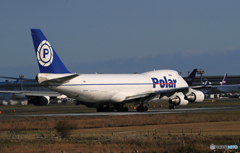 「青い日」POLAR 747-400 N450PAコロナ禍でがんばっています。