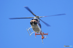 「そらー」　東京湾のヘリ・フライトテスト中 