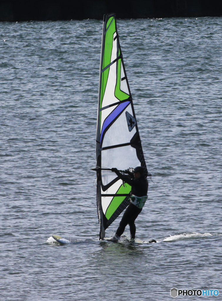 「青色」　検見川の浜・ウインドサーフィン