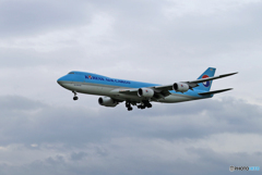 「☁」Korean 747-8 HL7610  Landing