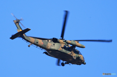 「良い天気」　ブラックホーク　UH-60　飛来