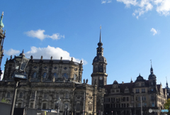 ドイツ（３５７）ドレスデンの青い大空