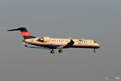 「スカイ」 IBEX ボンバル CRJ-702 JA12RJ Landing