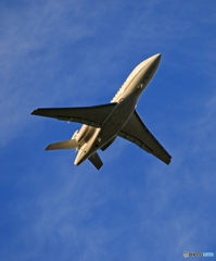 「空色」プライベート ダッソウファルコン900EX 飛ぶ