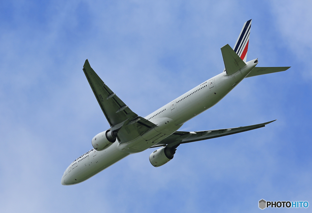 「良い天気」 Air France 777-328 F-GSQK 離陸