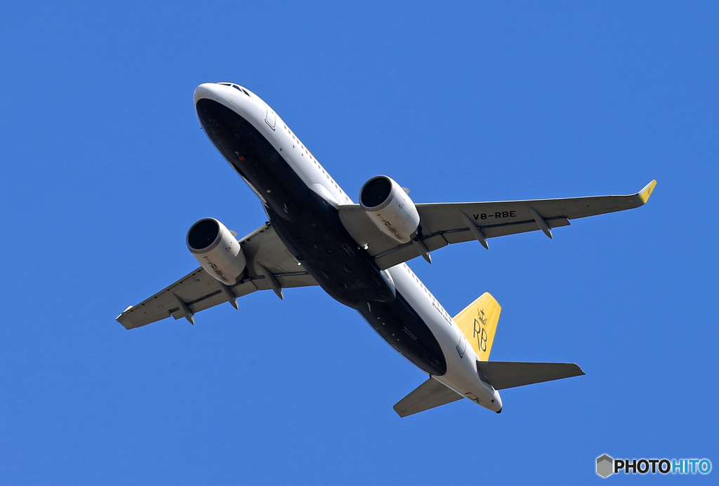 「青色が好き」 ロイヤルブルネイ王国A320-251N 飛んだ