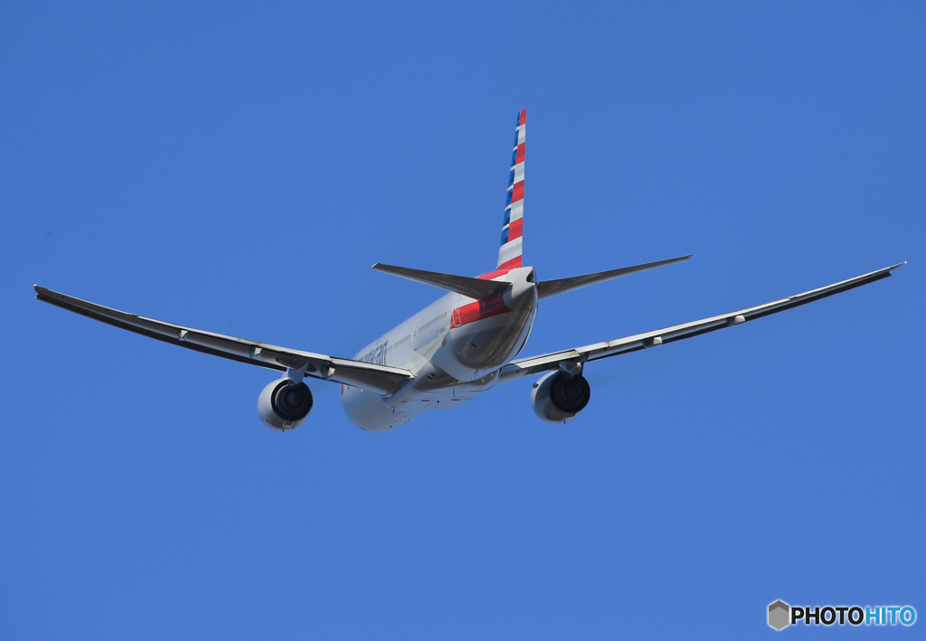 「群青」 American 777-200 N790AN 飛行