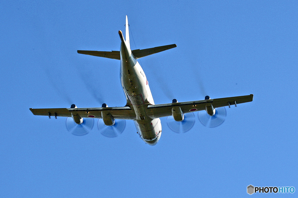 「群青」P - 3 C を捕らえる