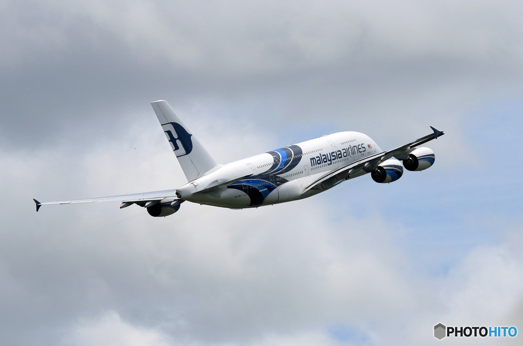 「あおぞら」 Malaysia A380-841 9M-MNC 出発です　