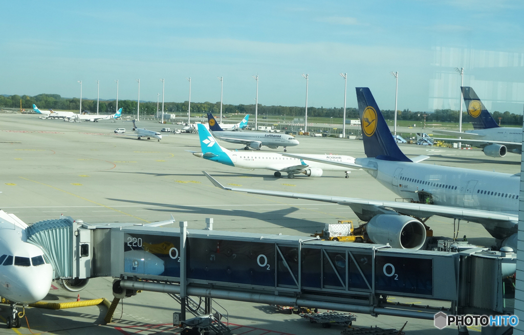 ドイツ    (1140)　ミュンヘン国際空港の風景です