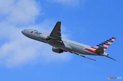 「良い天気」American 777-200 N773AN Takeoff 