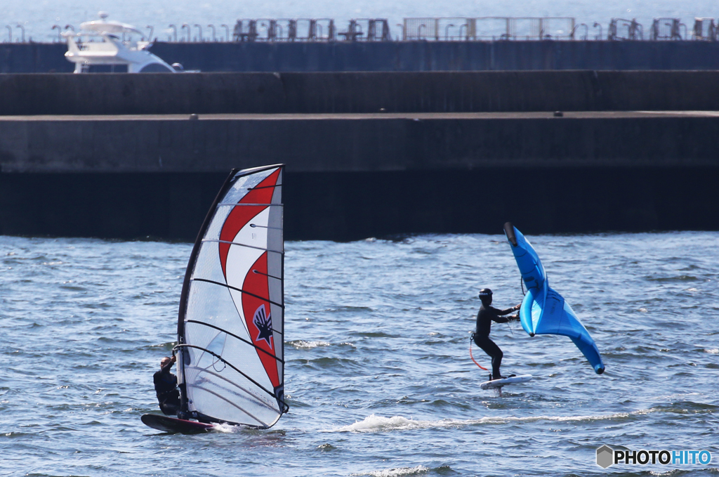 「空色」　釣り人と　ウイングサーフィン・それ〜