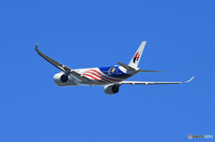 「蒼空」Malaysia A350-941 9M-MAF Takeoff