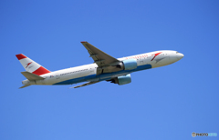 「蒼空」Austrian 777-2Z9 OE-LPB 飛び立ちです