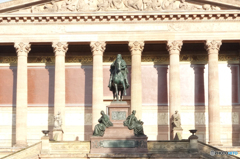 ドイツ（５８３）ベルリン・ギャラリーの銅像　　　