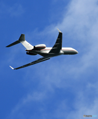 「あおいそら」 Vista Jet Malta BD-700 出発です