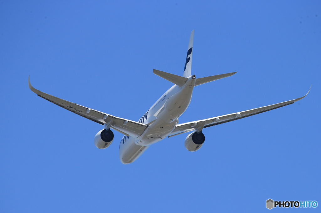 「ブルー」 FINNAIR A350-941 OH-LWG 出発です