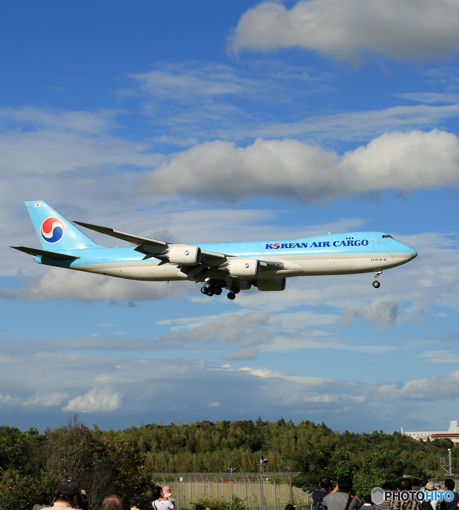 「青色が好き」 Korean 747-8 HL7624 通過