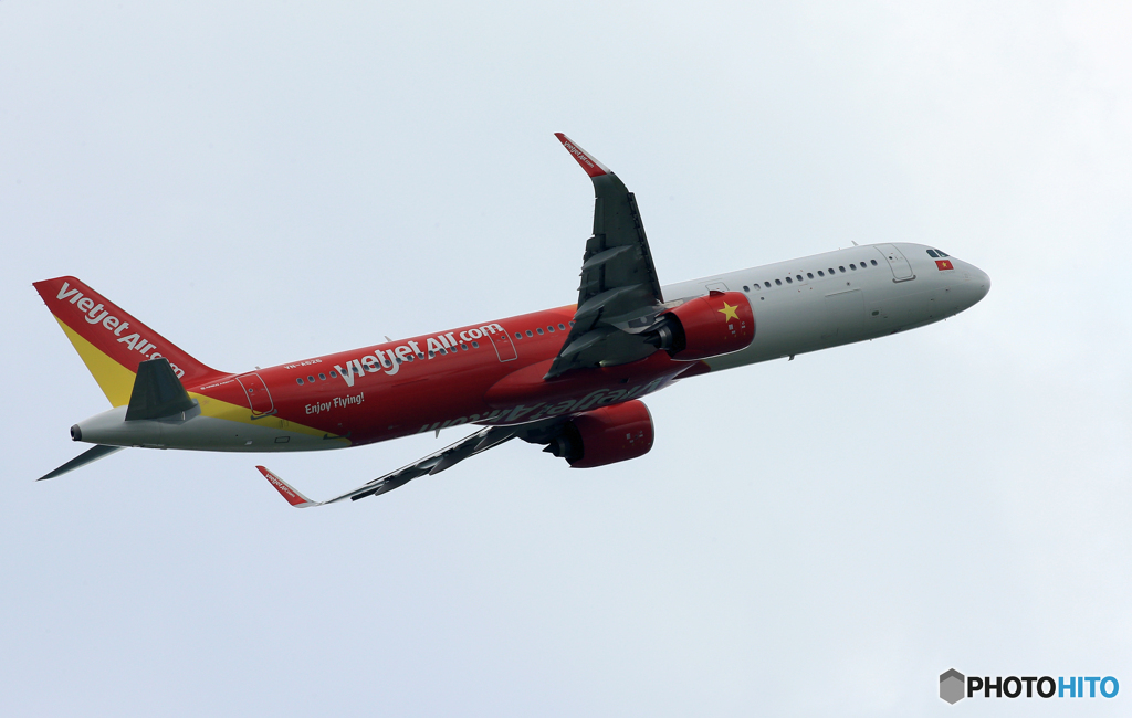 「晴れ」 Vietjet A321-271N VN-A626 Takeoff