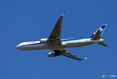 「晴れ」 ANA 767-381 JA625A 出発です