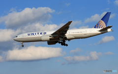 「あおぞら」 UNITED 777-222 N228UA 着陸