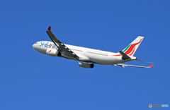 「ブルー」SriLankan A330-343 4R-ALM Takeoff 