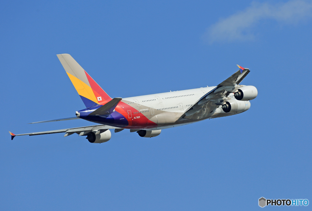 「はれ」 Asiana A380-841 HL7625 飛行 